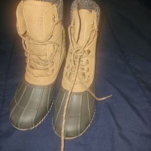 Tommy Hilfiger Tan and Brown Boots